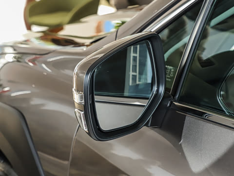 2024�� 2.5i AWD�˶��� EyeSight