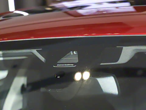 2025�� 225i M�˶���ҹ��װ