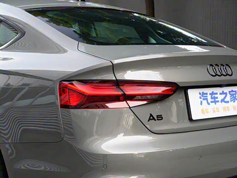 2025�� Sportback ��ذ� 40 TFSI quattro ����������