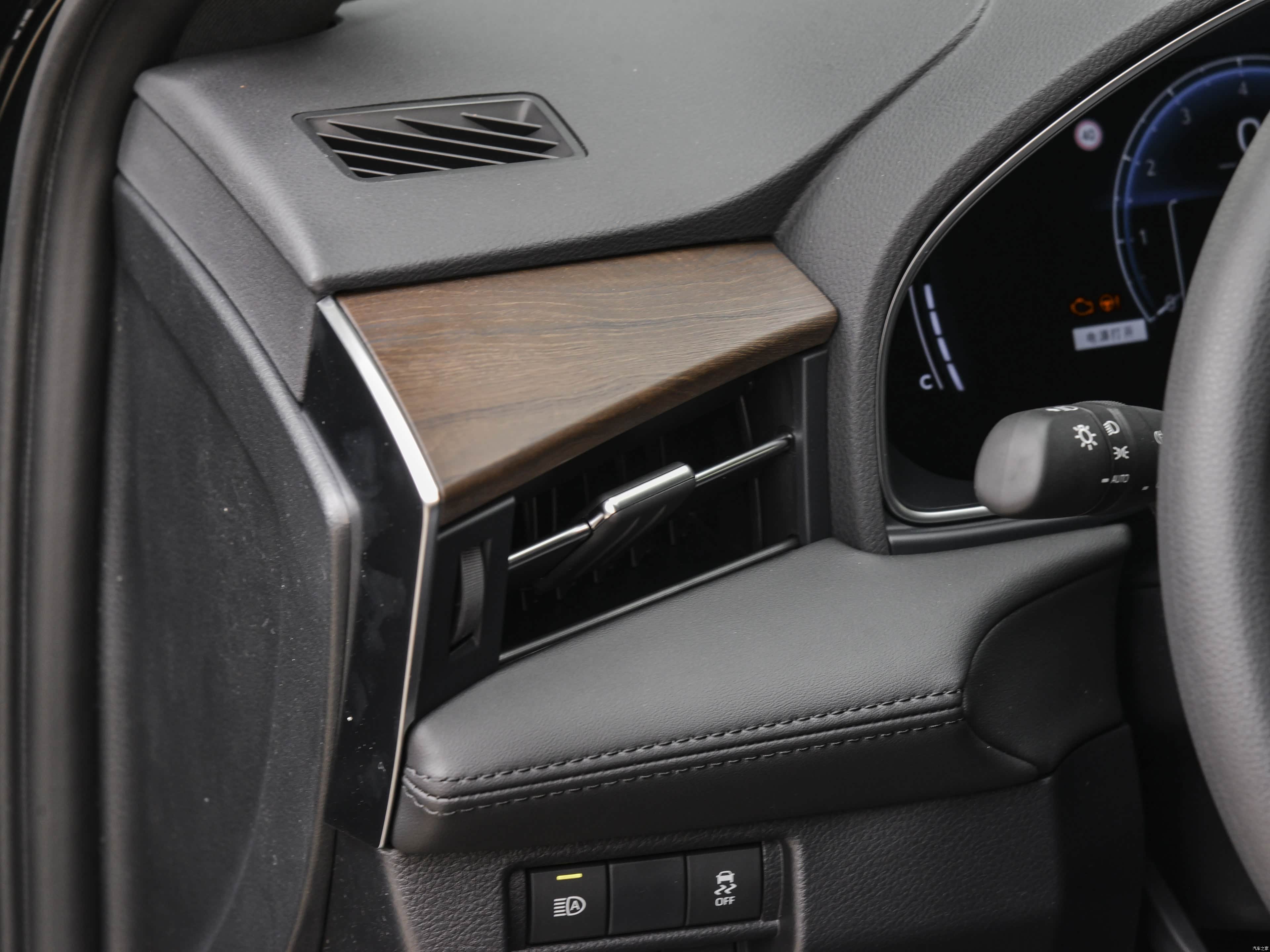 Toyota Avalon, миниатюра 14