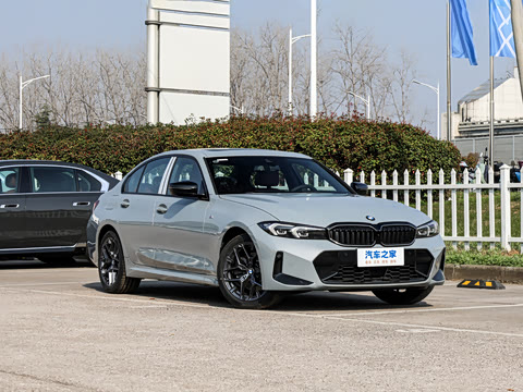 2026�� 330i M�˶���ҹ��װ