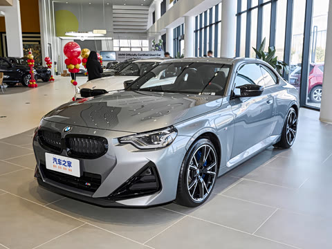 2026�� M240i