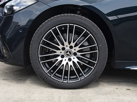 2026�� C 260 L �˶��ر��