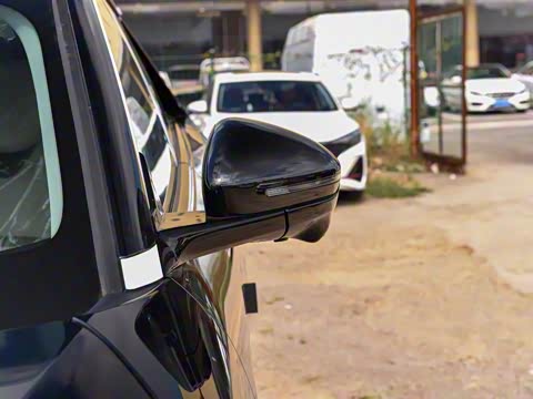 2025�� ����200 Pro