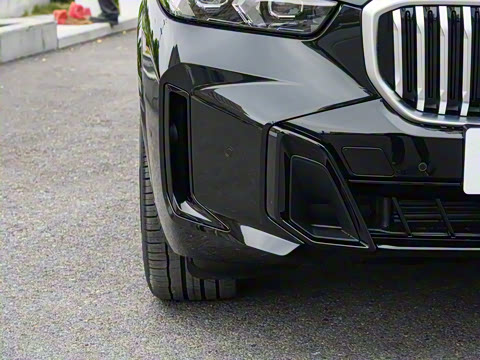 2025 xDrive 30Li M˶ҹװ