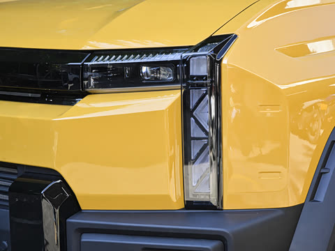 2025�� 215Զ�а�