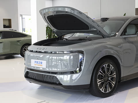 2026�� �ȷ�quattro��