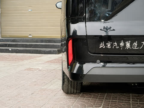 2026�� 2.0L �ֶ����ᾫӢ�� 9�� CNG