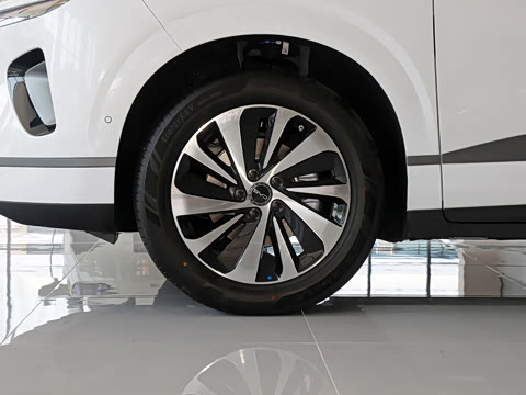 2026�� EV  605�캽��