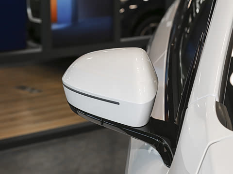 2025�� xDrive30L ������ M�˶���ҹ��װ