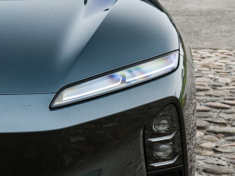 2026�� ��Ȼ�澳�� 100kWh Touring