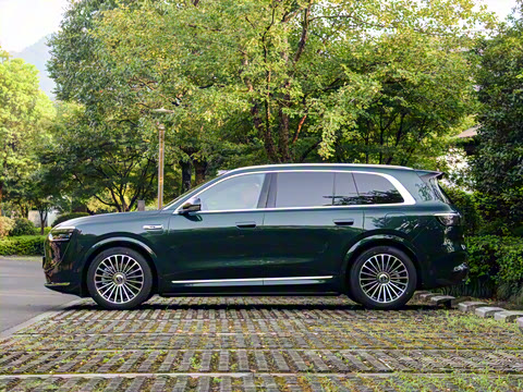 2025�� ���� Ultra ����������