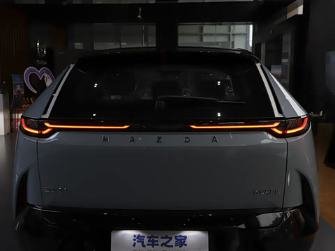 2025�� ����200 Pro