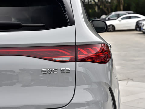 2024�� EQE 53 4MATIC+