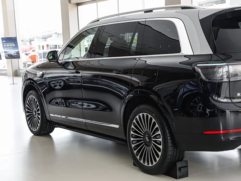 2025�� ���� Ultra�� 52kWh 6���棨896�߼����״