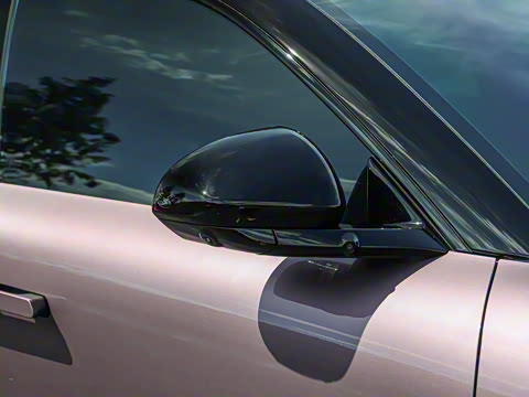 2025�� 240����Ultra