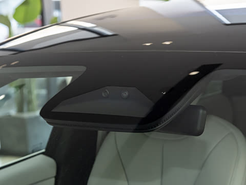 2026�� ���� 725 Max �콢��