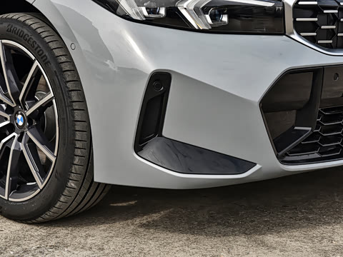 2026�� 325Li M�˶���װ