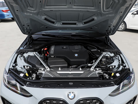 2026�� 430i M�˶���ҹ��װ