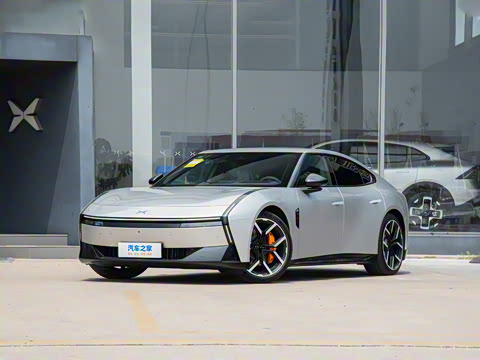 2025�� 702 ������ Ultra