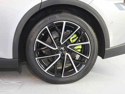 2025�� �Ŀ� 560MAX 185kW