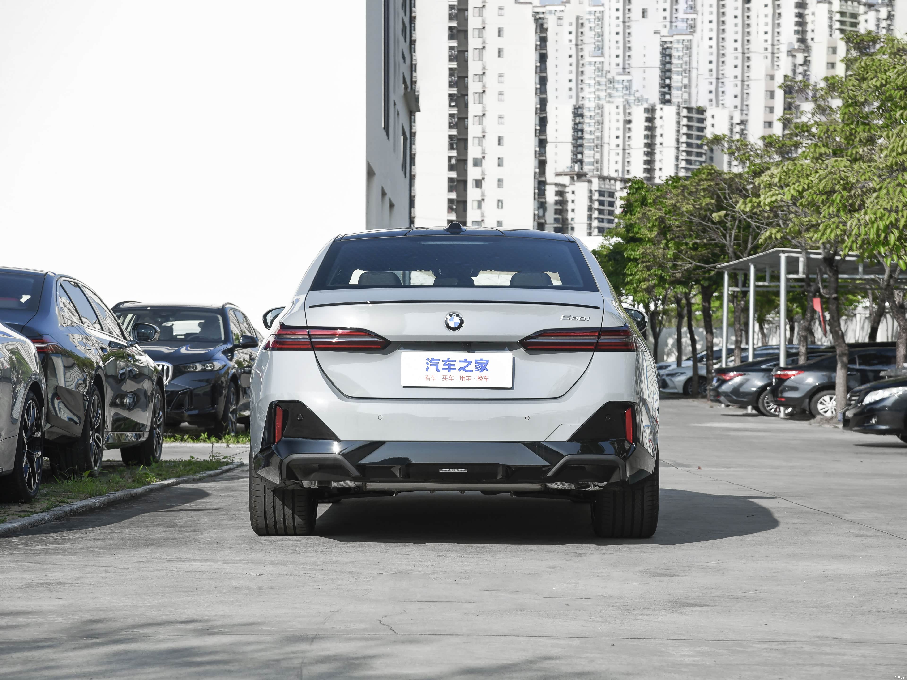 BMW 5 Series, миниатюра 6