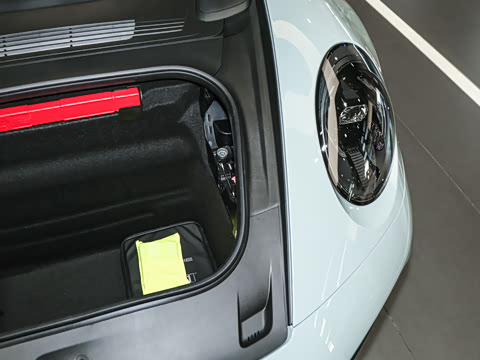 2026�� Carrera 3.0T