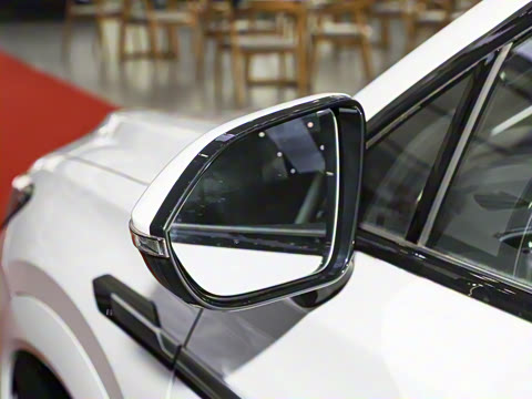 2026�� 2.0T ˫�������������