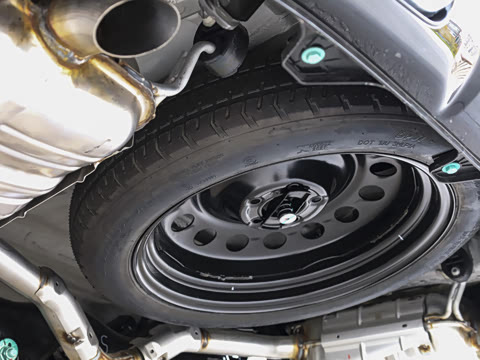 2027�� 2.0T ˫������������