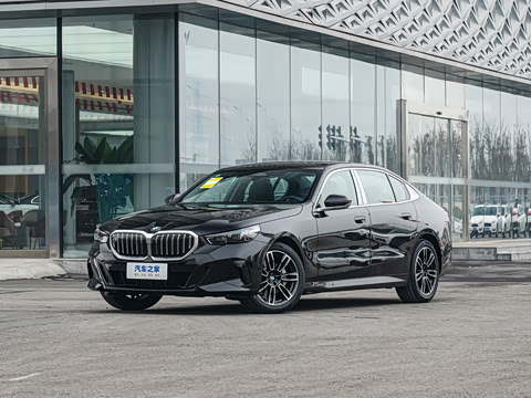 2026�� �Ŀ� 530Li ������ M�˶���װ