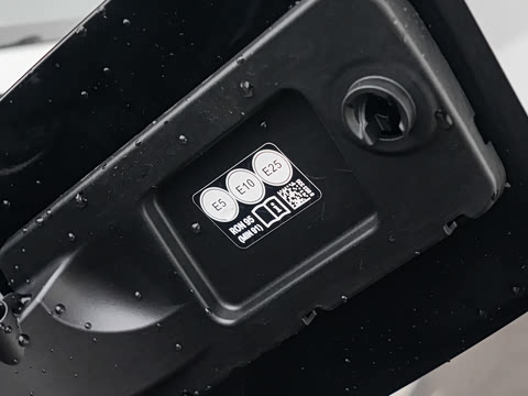 2026�� �Ŀ� 525Li M�˶���װ