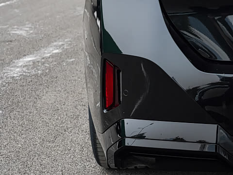 2026�� �Ŀ� 530Li ������ M�˶���װ