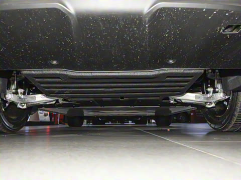 2025�� 735MAX 175kW