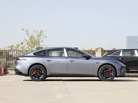 2026 007+  650 Ultra+״