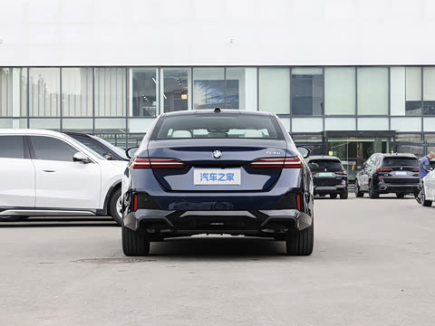 2026�� 530i ������ M�˶���װ