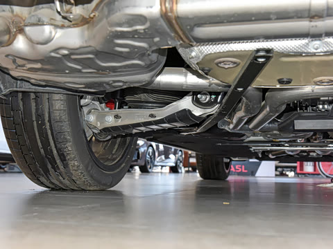 2025�� allroad quattro 55 TFSI ��̽�ռ�