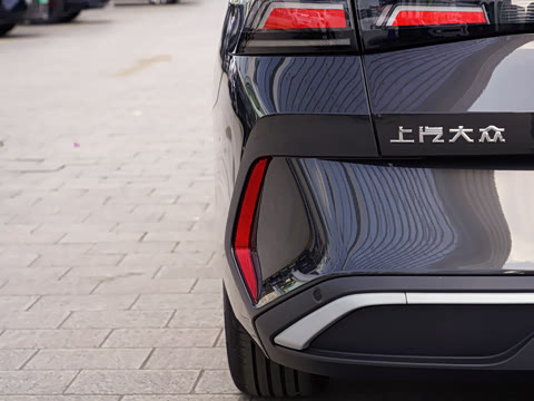 2026�� ���L 300TSI ��а�