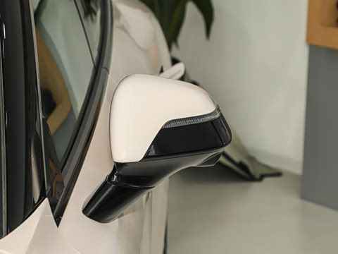 2025�� �Ŀ� 668MAX���а� 200kW