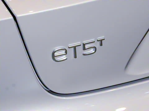 2025�� Զ����װ�޶��� 100kWh Touring