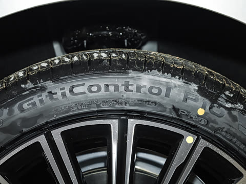 2026�� 225km EM-i Զ�����ǺӰ�