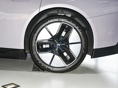 2025�� 820 �������� Ultra