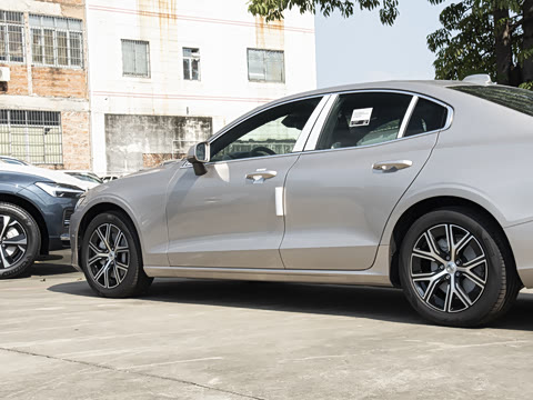 2026�� B4 ���ݺ�����