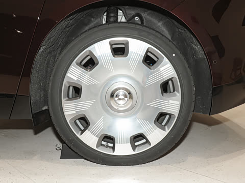 2025�� 102kWh ��ƽ���ر��