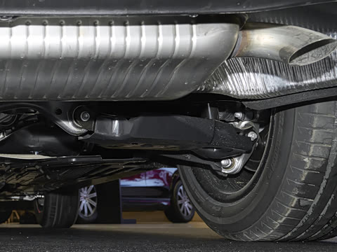 2026�� GLC 260 L 4MATIC ������