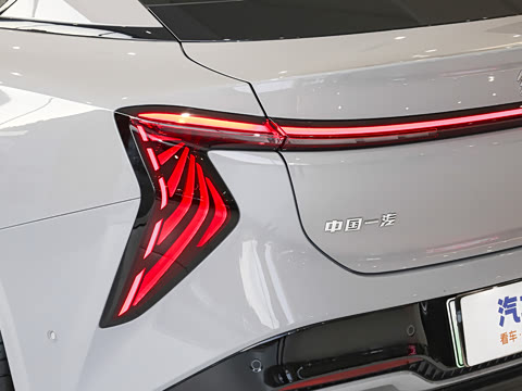 2025�� 640 ���� ��ѡ��