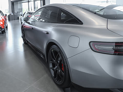 2026�� Ultra (896�߼����״