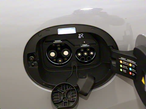 2025�� EV �Ǽݰ� 635KM�����״��콢��