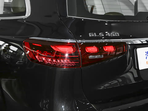 2026�� GLS 450 4MATIC �����