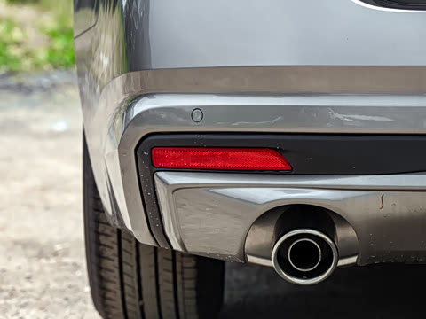 2025�� 2.0L XL-TLS ������