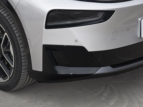 2026�� ���� 1704 Max �Ƽ���